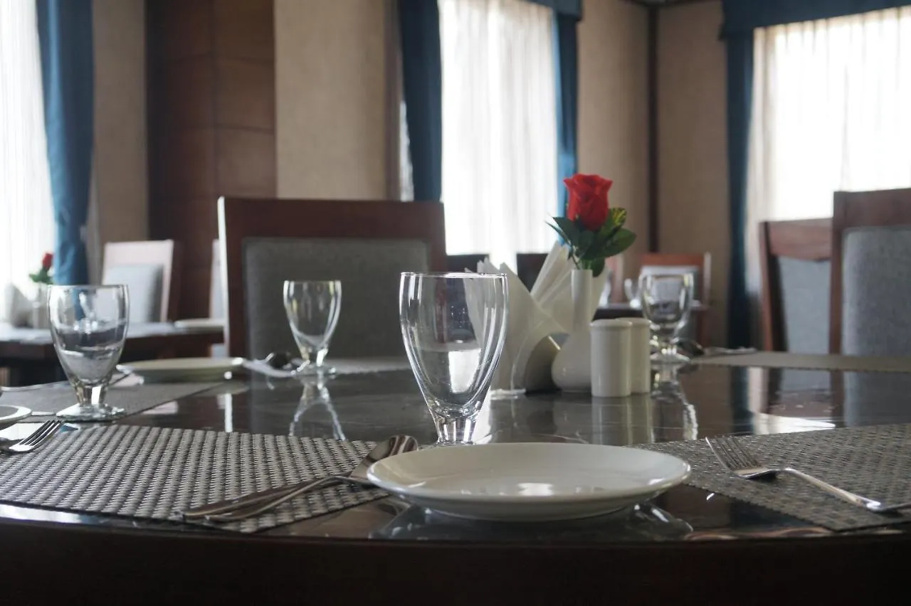 Neel Clarks Inn Express Agra