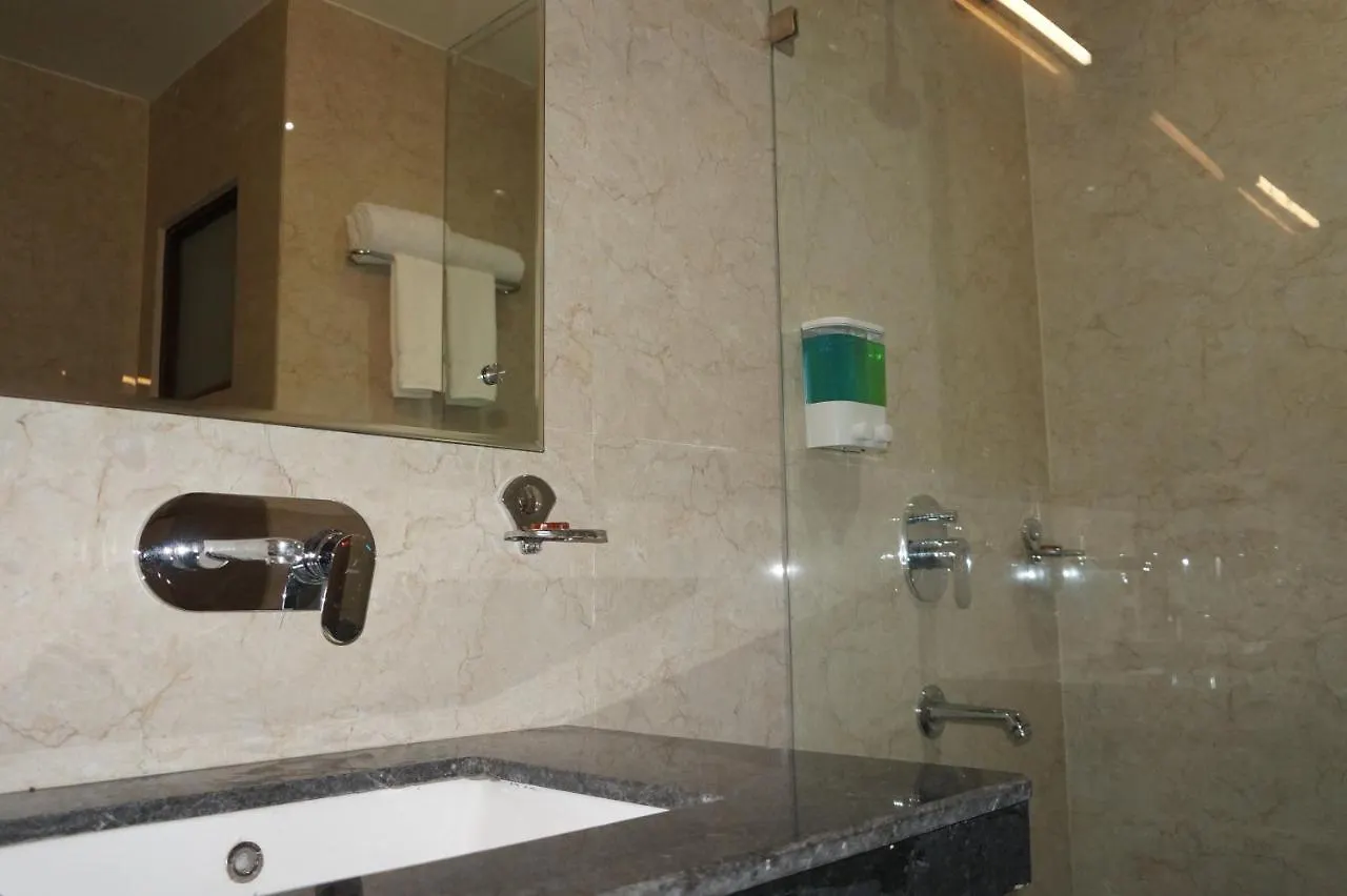 Neel Clarks Inn Express Agra  Hotel Agra (Uttar Pradesh)